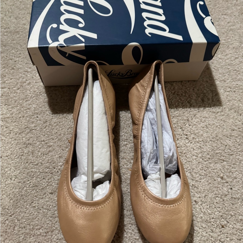Lucky Brand Women's Rose Cream Ballet Flats